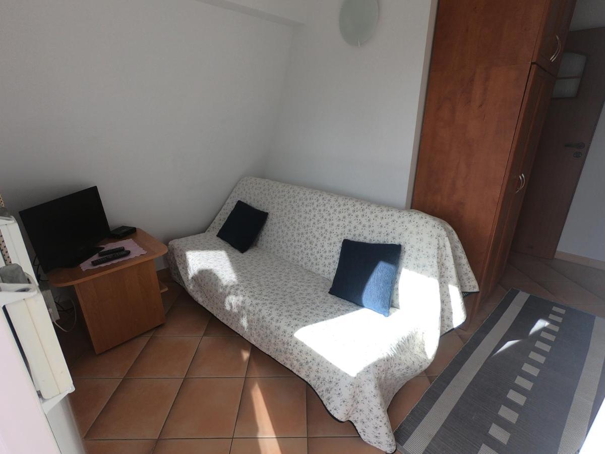 O.W. "Joasia I Maciek" Hotel Jaroslawiec Ngoại thất bức ảnh