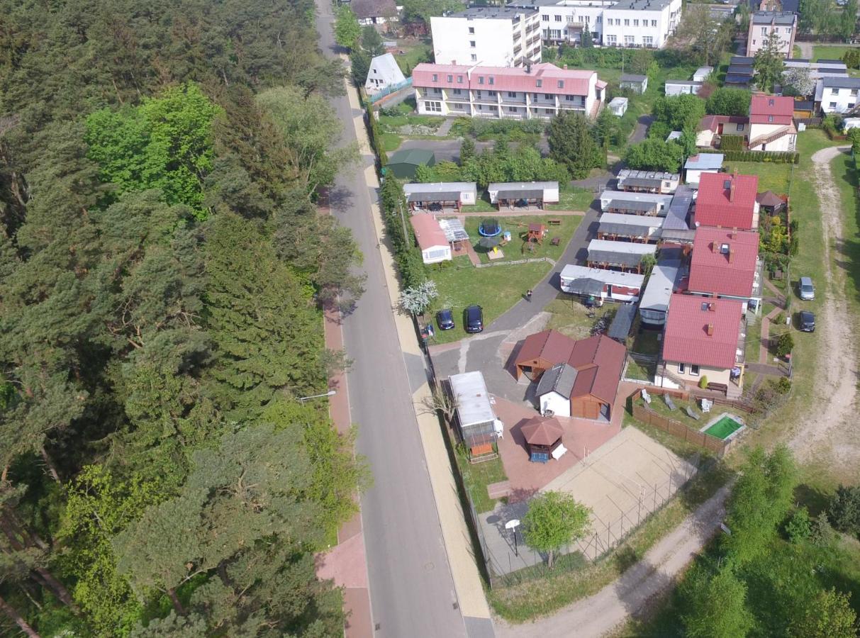 O.W. "Joasia I Maciek" Hotel Jaroslawiec Ngoại thất bức ảnh