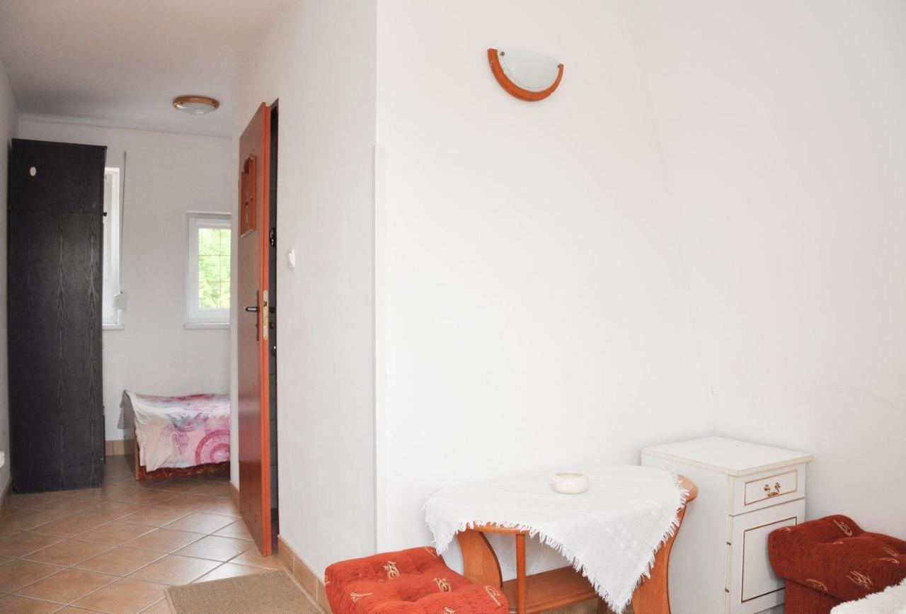 O.W. "Joasia I Maciek" Hotel Jaroslawiec Ngoại thất bức ảnh